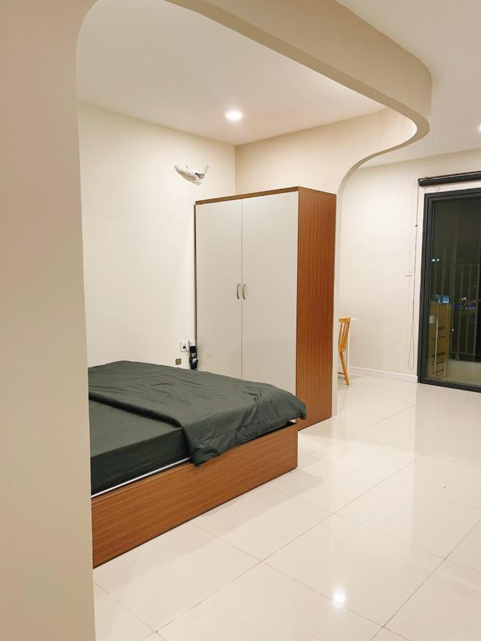 Moon's Apartment *